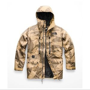 North face ski/Snowboard jacket